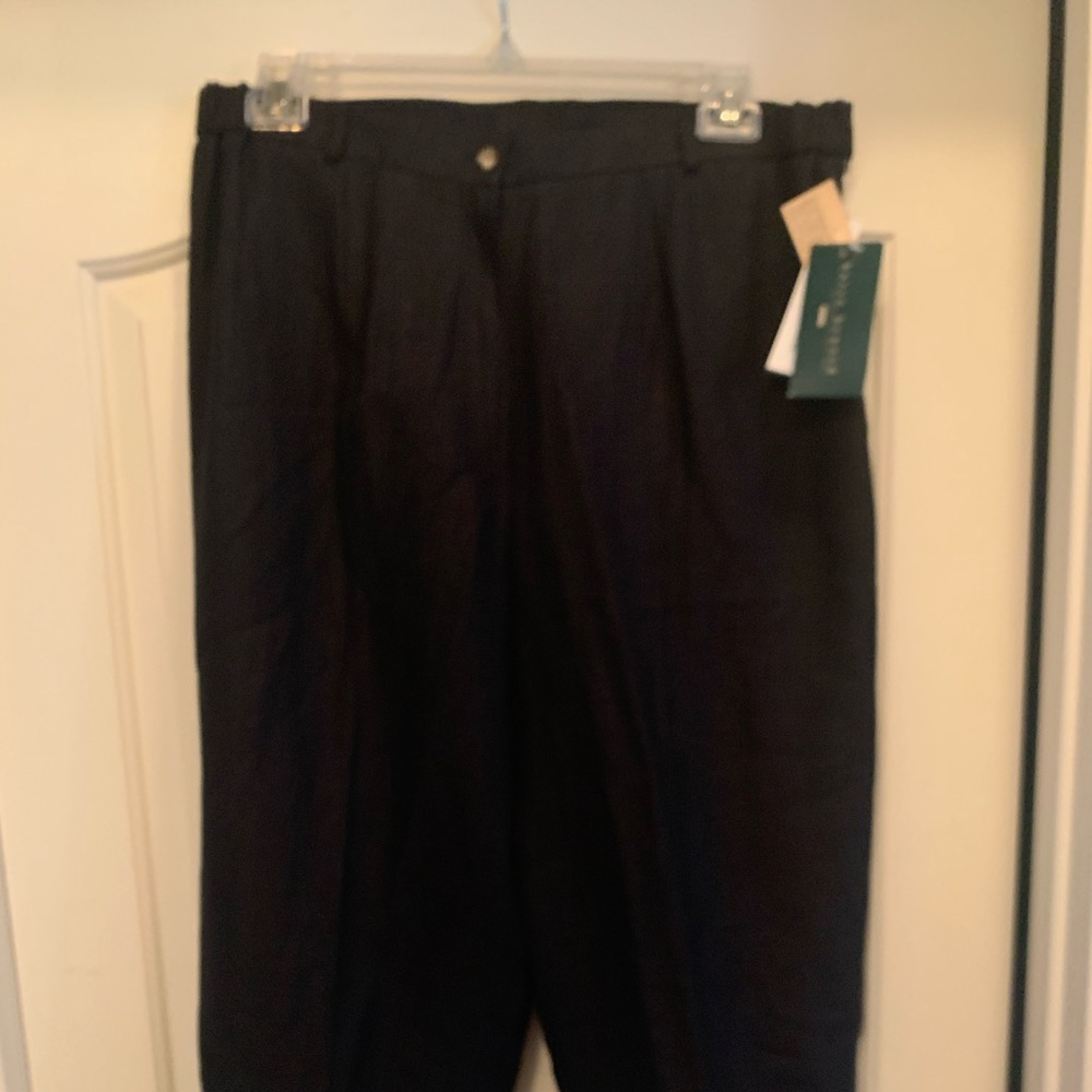 Women Plus Harve' Benard 100% Linen Cropped Pants